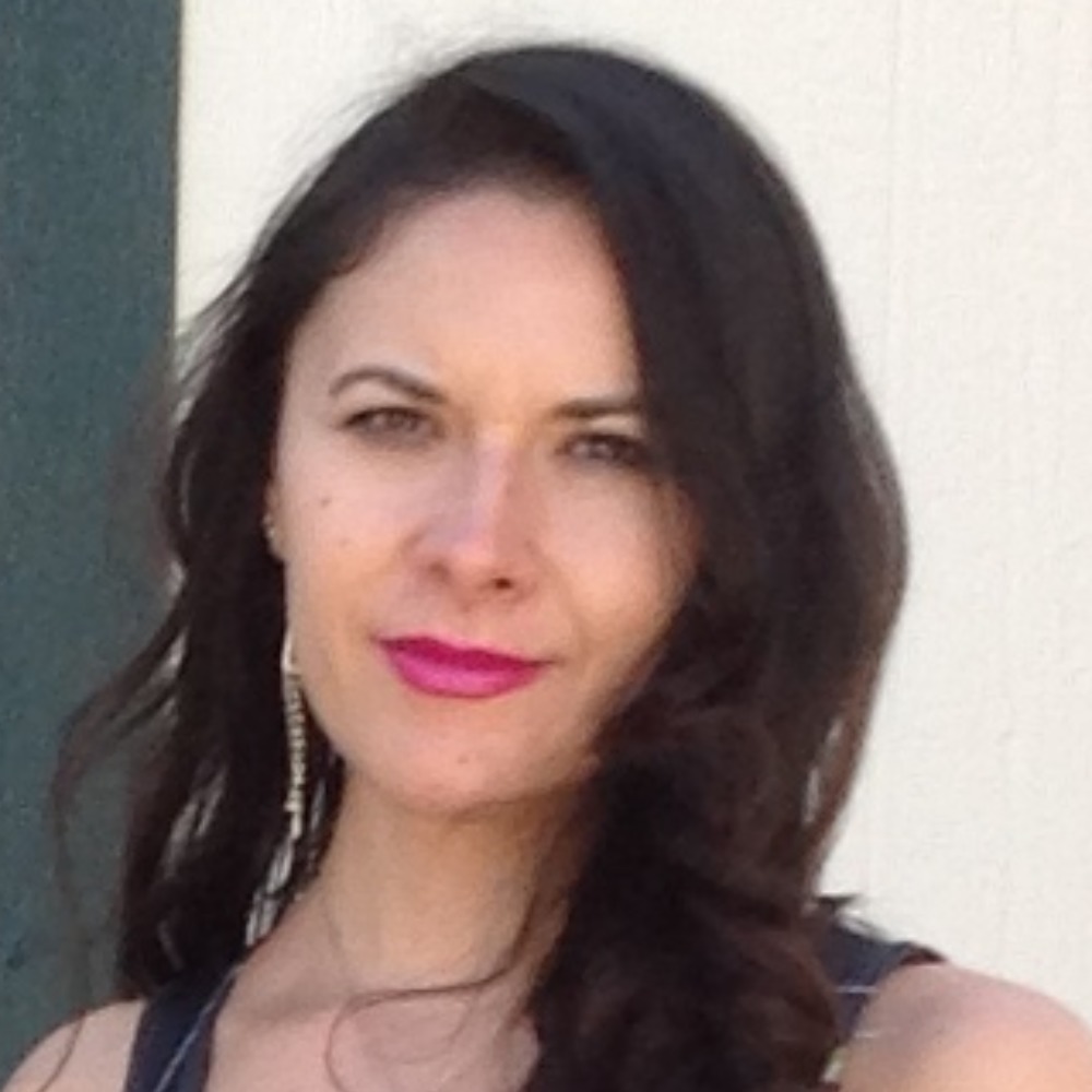 Meet your Posher, Crystal